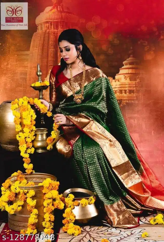 Jacquard Saree With Blouse For Women (Green, 6.3M)Green Jacquard Saree with Blouse Piece (6.3M) Elegant Traditional Wear for Women