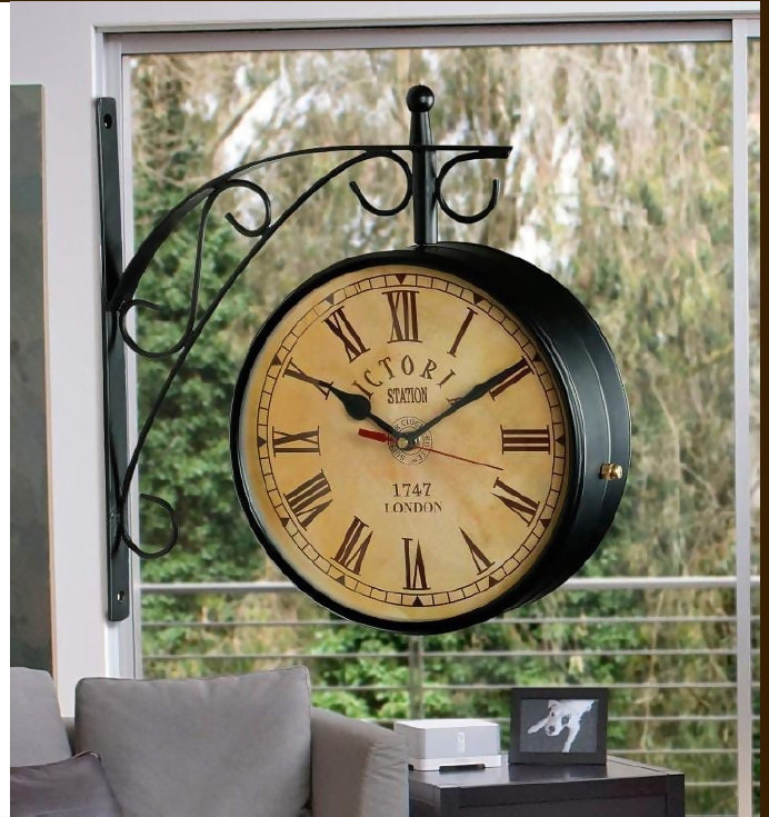 Retro Hanging Wall Clock – Perfect for Home & Café Decor