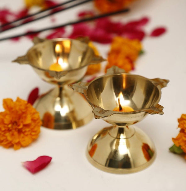 Brass Panchmukhi Diya (Gold, Pack of 2)Brass Panchmukhi Diya Pack of 2 (Gold Finish) | 5 Wick Oil Lamp for Puja, Aarti & Diwali Decoration