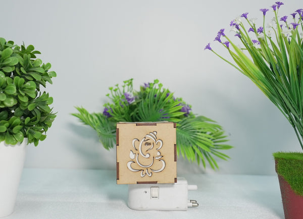 Ganesh Aroma Burner & Night Lamp.Ganesh Aroma Burner & Night Lamp | Decorative Incense & Aroma Oil Diffuser Lamp | Spiritual Ganesha Night Light for Home Temple, Puja Room, Living Room & Bedroom