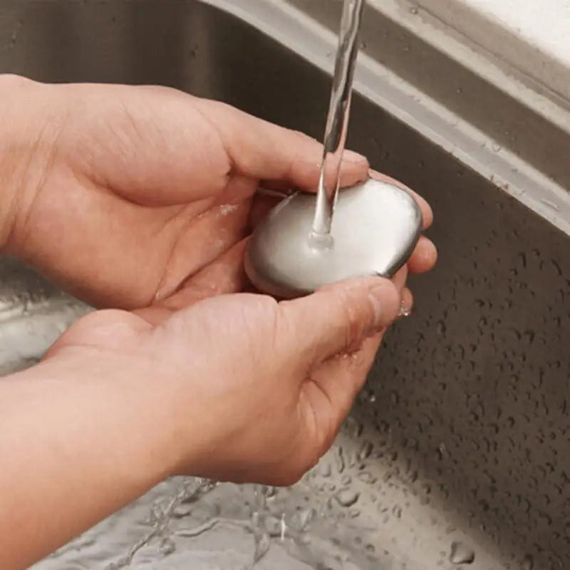 Stainless Steel Odor Remover Hand Soap Bar – Removes Garlic, Onion & Fish Smell from Hands Naturally, Reusable Metal Deodorizing Bar for Kitchen Use