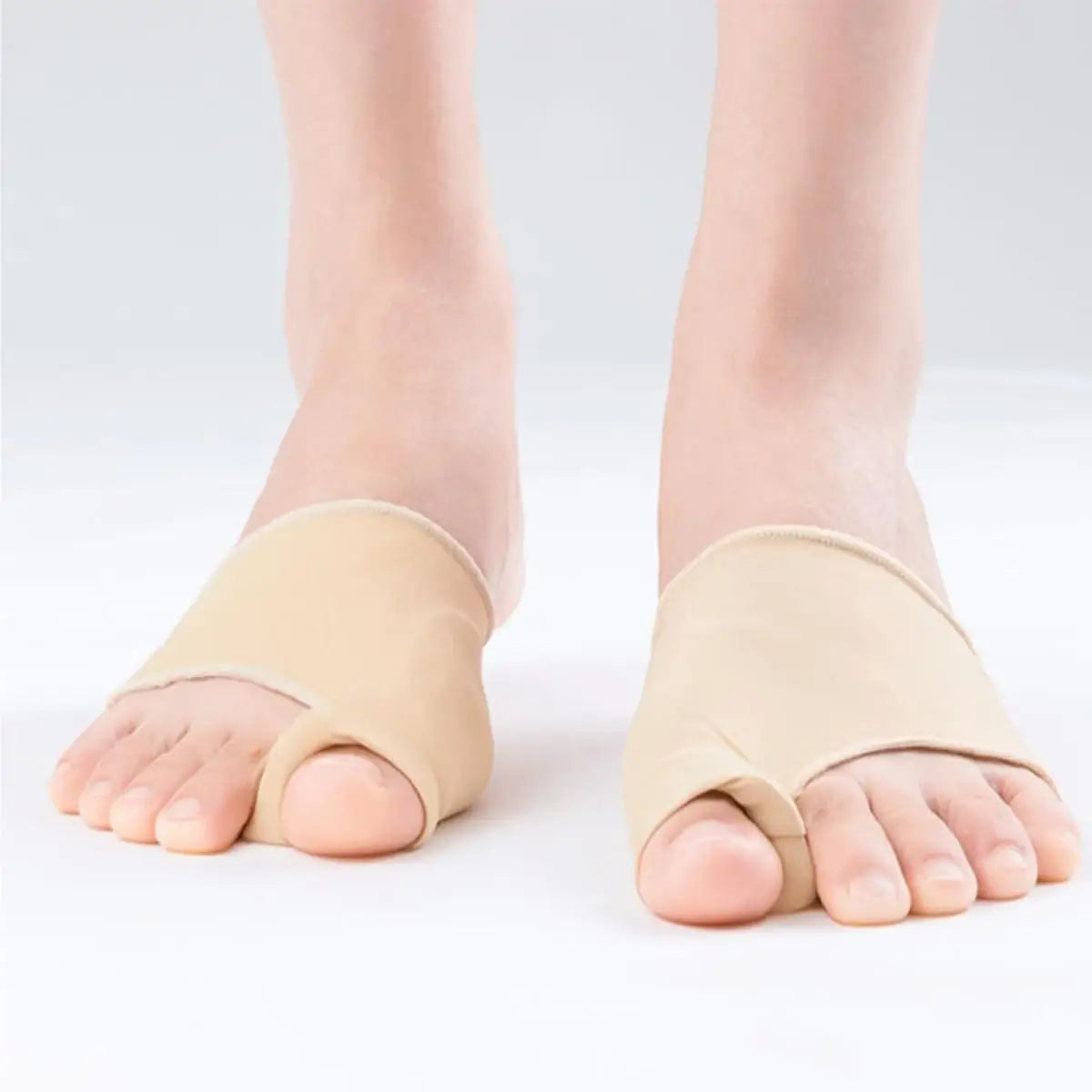 2 Pairs Gel Cushion Pads: Foot Care Tool for Night & Home Use.Soothe tired feet with gel cushion pads. Soft, flexible foot care tool for night and home use, providing comfort, shock absorption, and pressure relief.