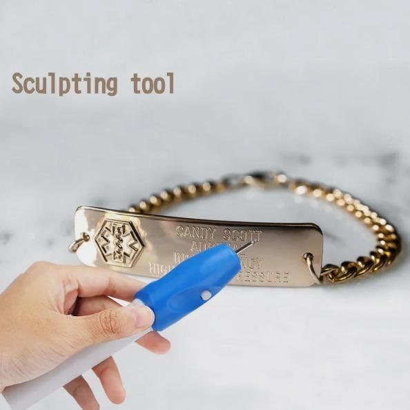 All Surface Writing Engraving pen.Works on metal, glass, wood, plastic, ceramic, stone,Creates fine lines, designs, or markings with control.