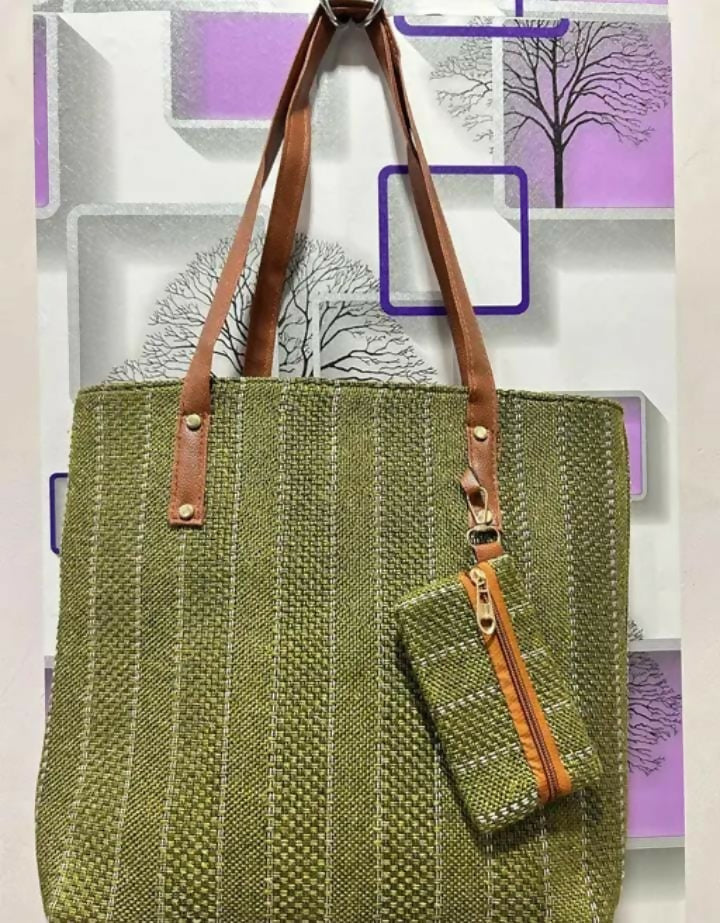 Eco-Friendly Olive Green Shoulder Bag for Daily Use