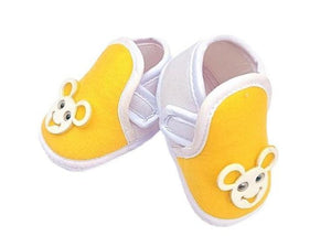 1. Baby bootie (0-6 Months)