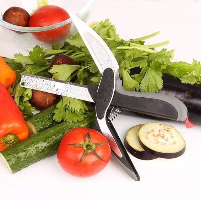 Clever Cutter 2-in-1 Food Chopper.All-in-One Clever Cutter – Built-in Cutting Board & Sharp Blade