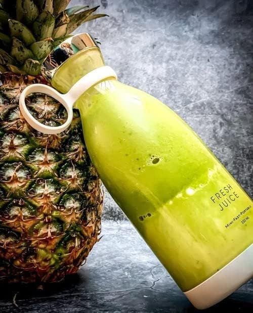 Portable Mini Blender for Fresh Juice.Portable Mini Blender for Fresh Juice – USB Rechargeable Smoothie & Shake Maker