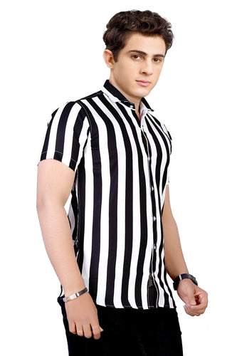 Men Regular Fit Printed Spread Collar Casual Shirt