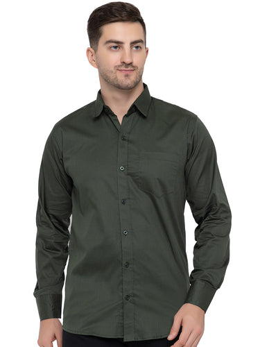 Men Regular Fit Solid Spread Collar Casual Shirt