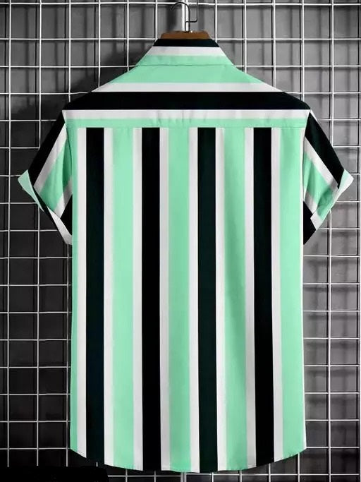 Men Regular Fit Striped Cut Away Collar Casual Shirt