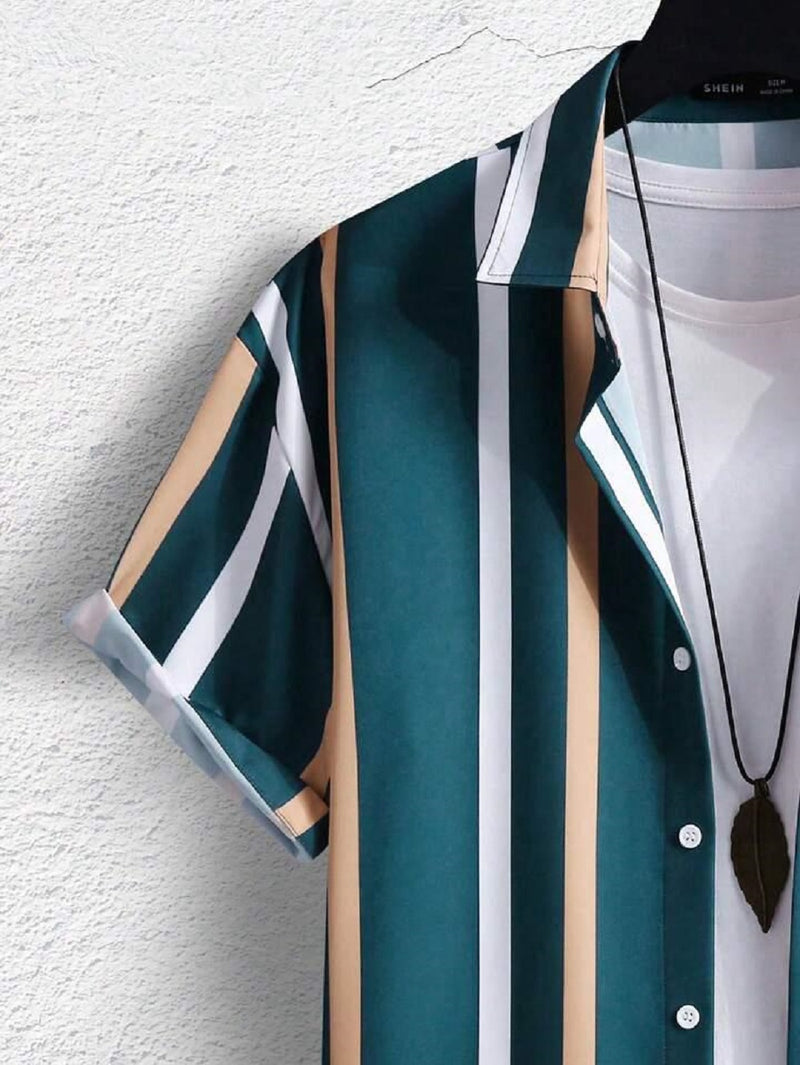 Men Regular Fit Striped Spread Collar Casual Shirt