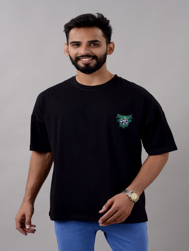 Zoro Men Half Sleeve Round Neck Black Graphic Print Oversized Fit T-Shirts (SIZE- M,L,XL,XXL)