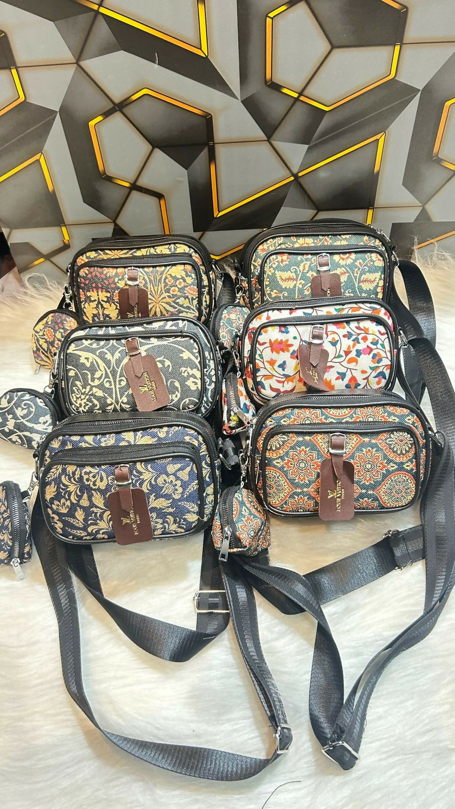 Stylish Printed Shoulder Bag for Daily Use